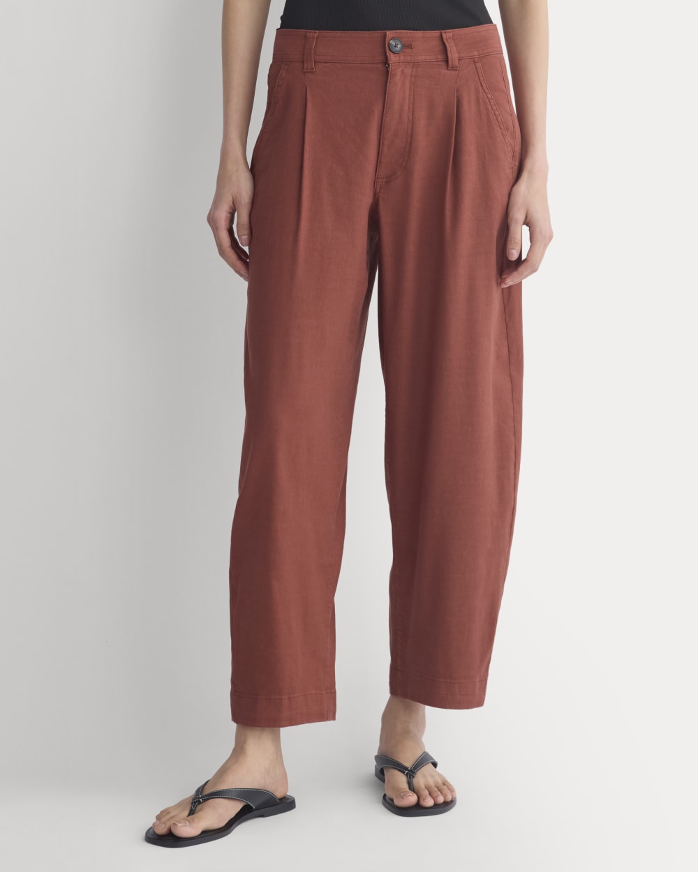 The Everywhere Pant in Stretch Linen | Henna Red